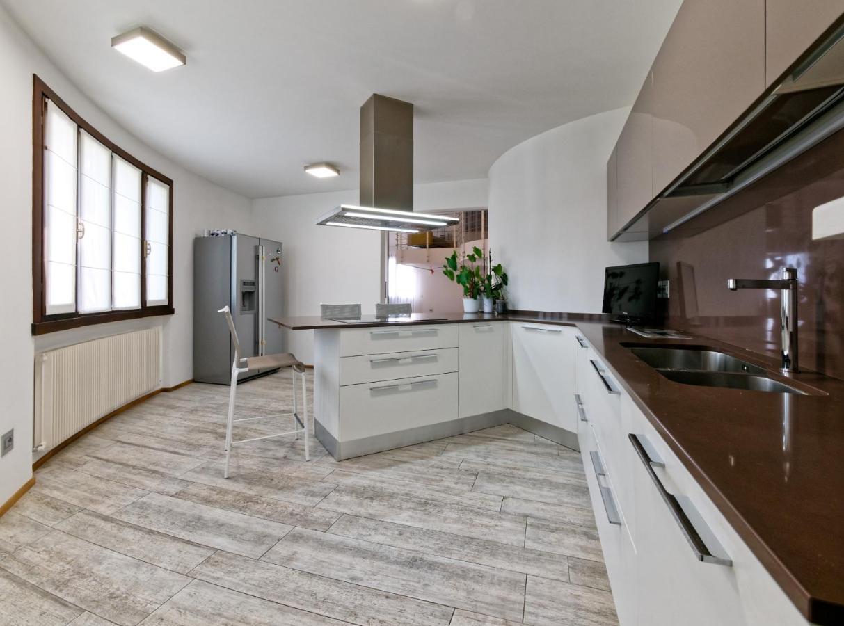 Nifty Intera Villa Con Piscina Relax, Idromassaggio E Sauna Muscletto Eksteriør billede