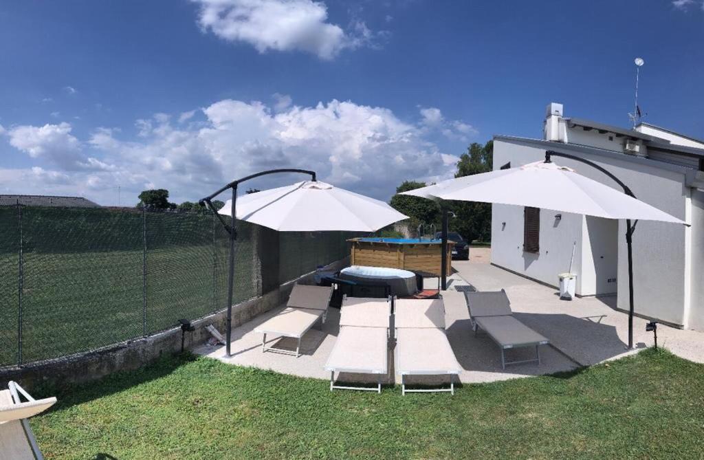 Nifty Intera Villa Con Piscina Relax, Idromassaggio E Sauna Muscletto Eksteriør billede